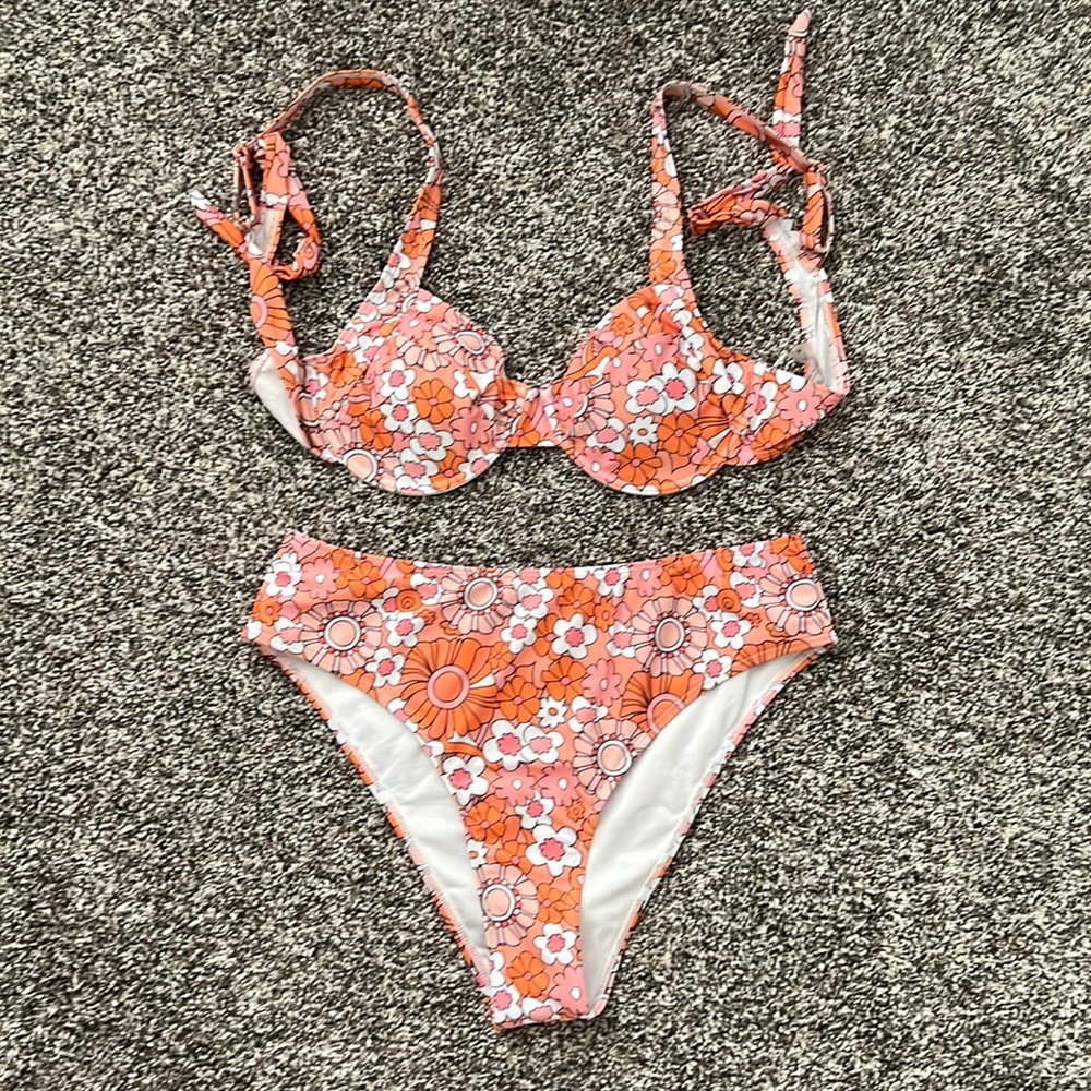 Flower bikini
